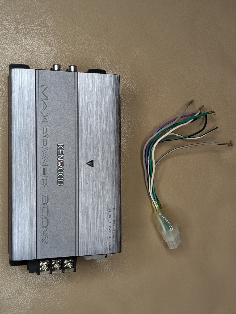 Kenwood KAC M-3004 Compact 4 Channel Digital Car amplifier Maxpower 600W